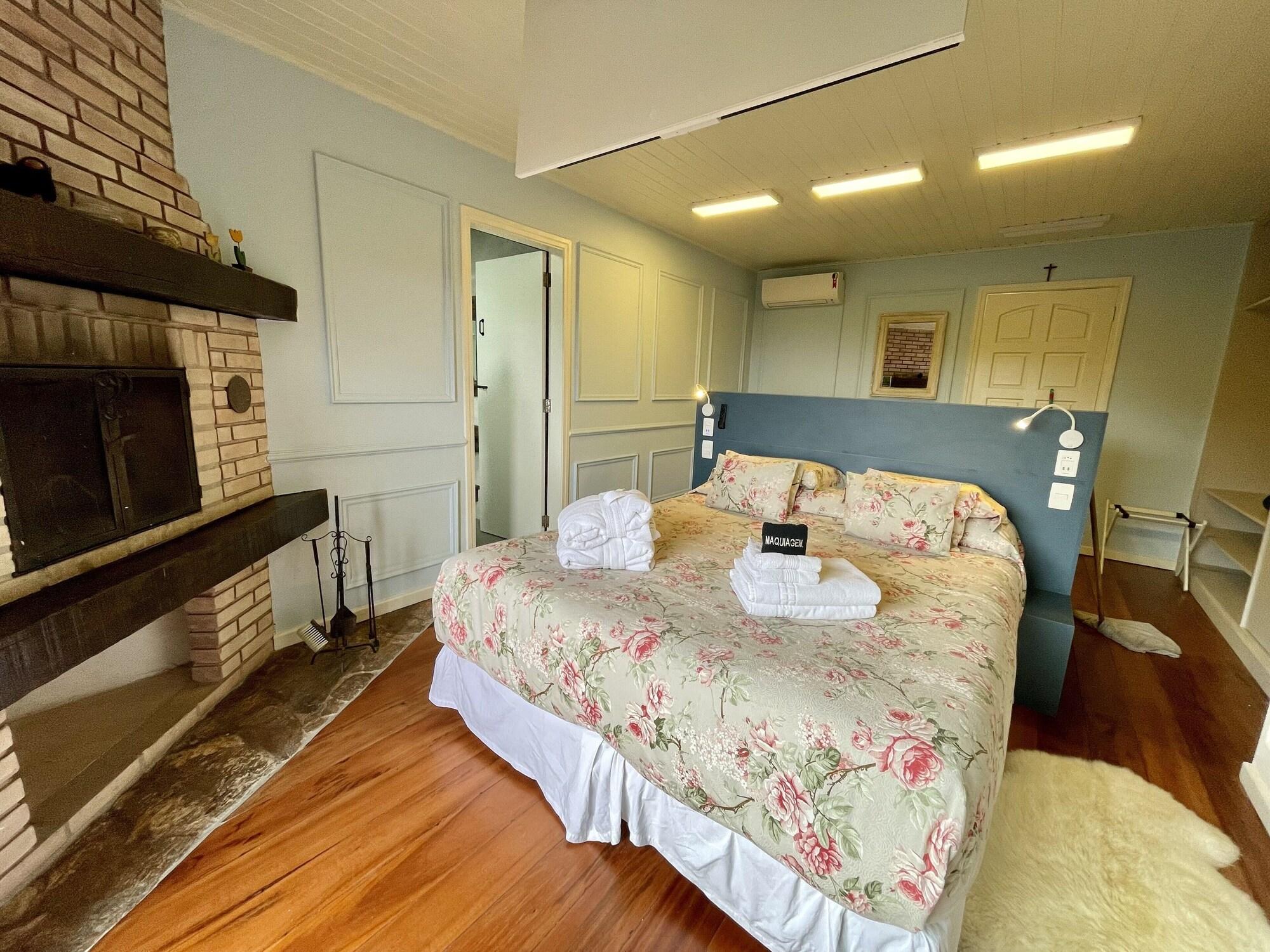Room, Double Bed, Bathtub