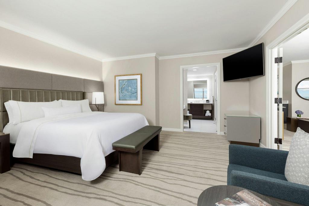River, Suite, King Bed, River View