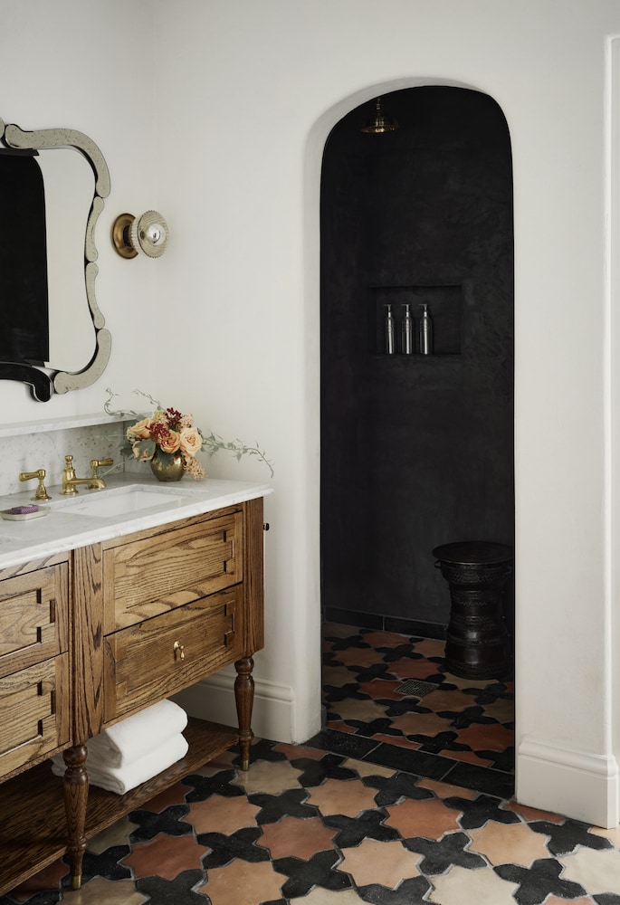Commodore Perry Estate, Auberge Resorts Collection 4/68