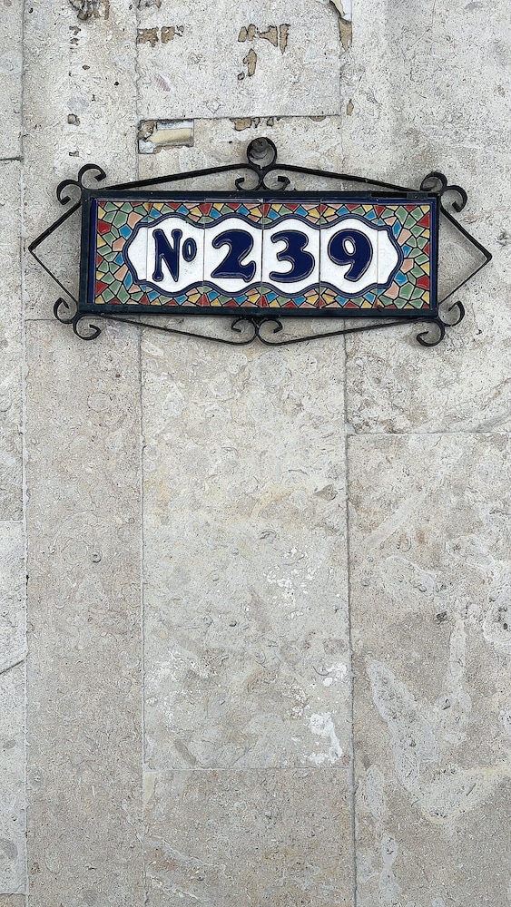 Cultural Trust Hotel 22/27