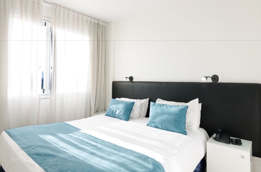 Reco by DOT Suites 38/92