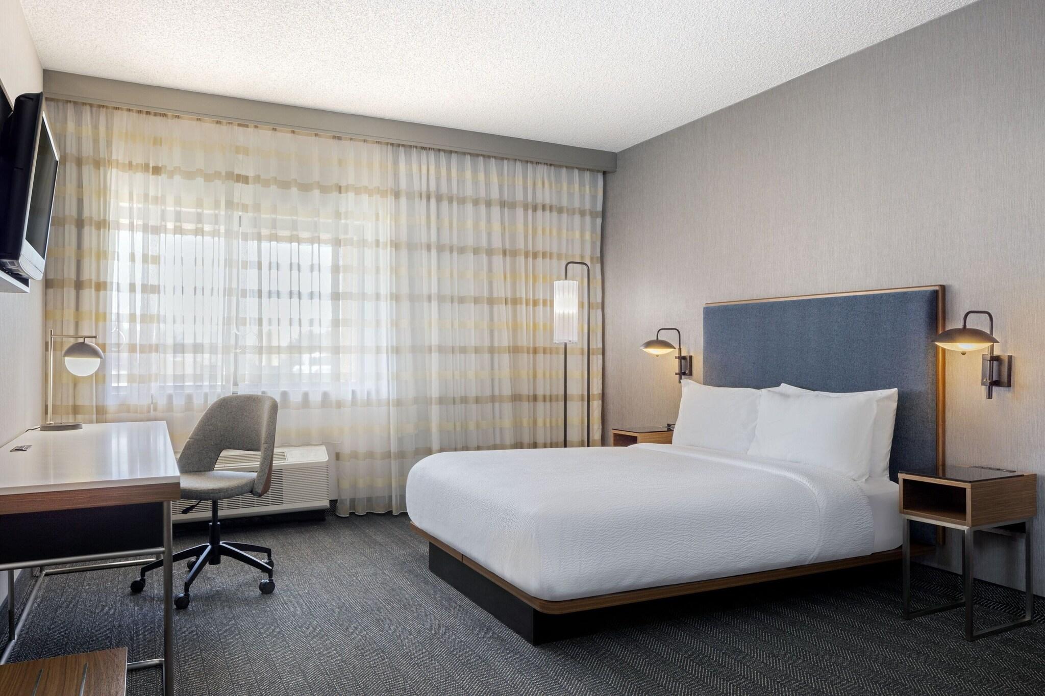 Room, Double Bed, Accessible