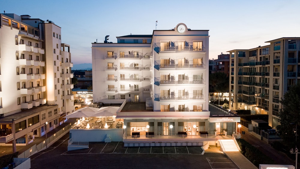 Hotel Continental 2/50