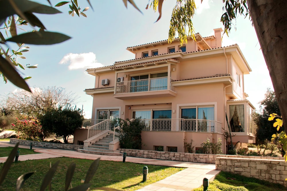 Villa Metaxas 3/50