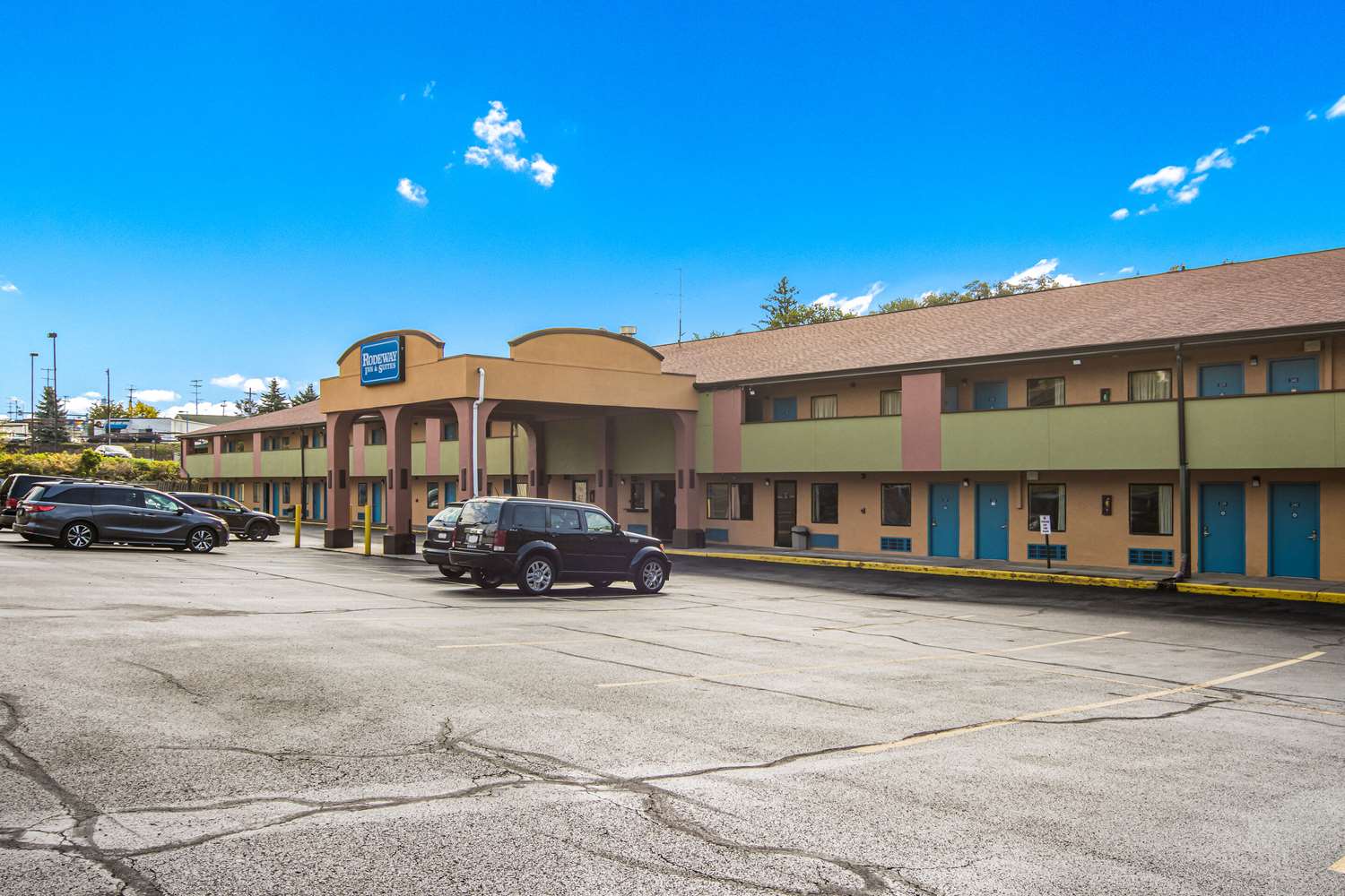 Rodeway Inn and Suites Monroeville Pittsburgh 40/42