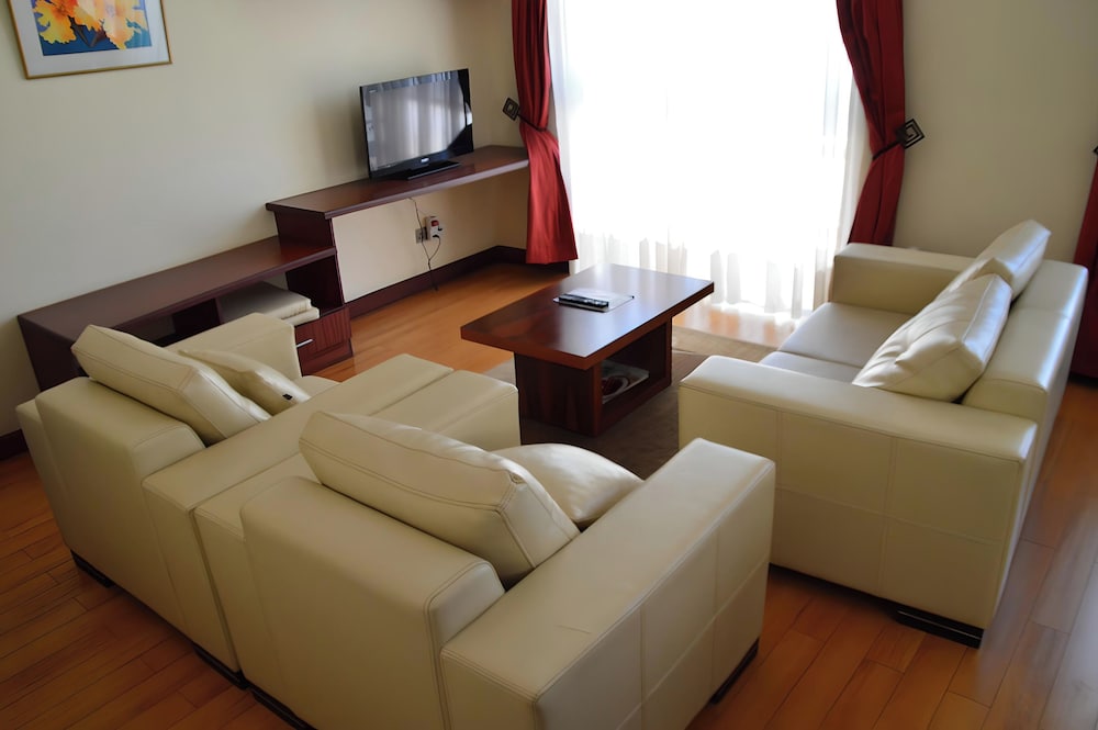Norfolk Towers Serviced Apartments 11/22