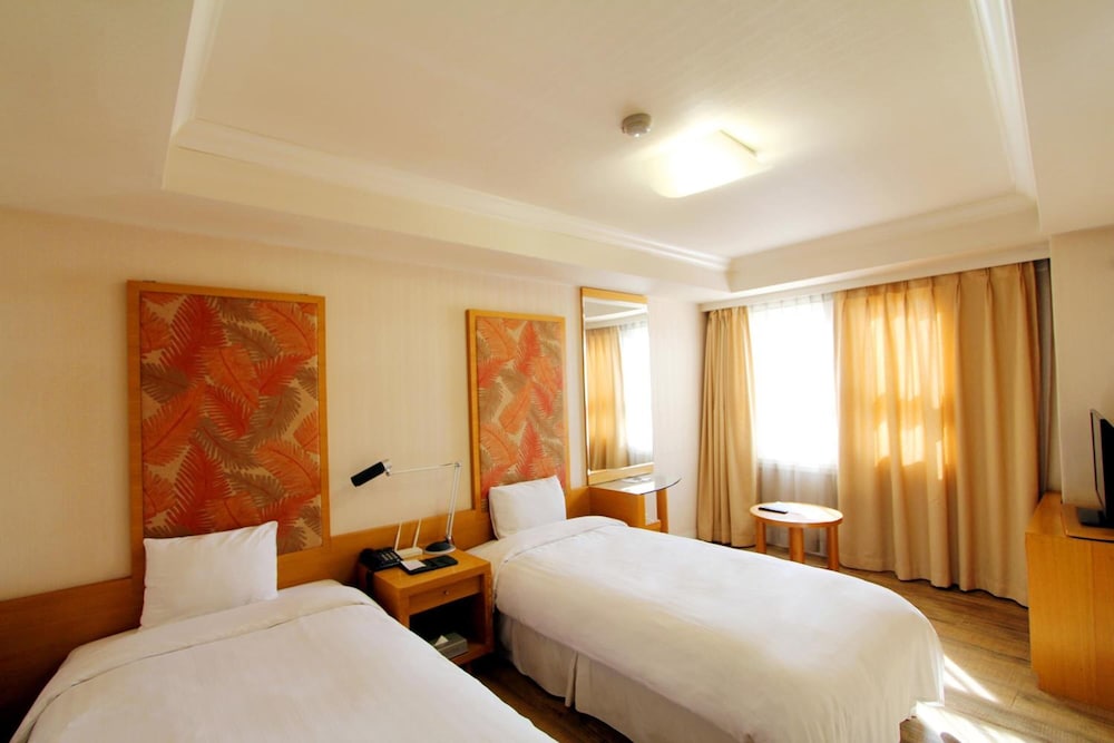La Vie Dor Hotel and Resort, Trademark Collection by Wyndham 12/64