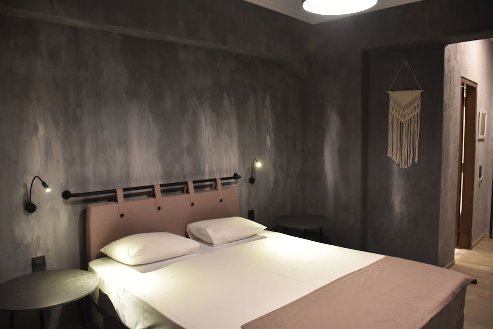 California Beach Hotel - Adults Only 18/48