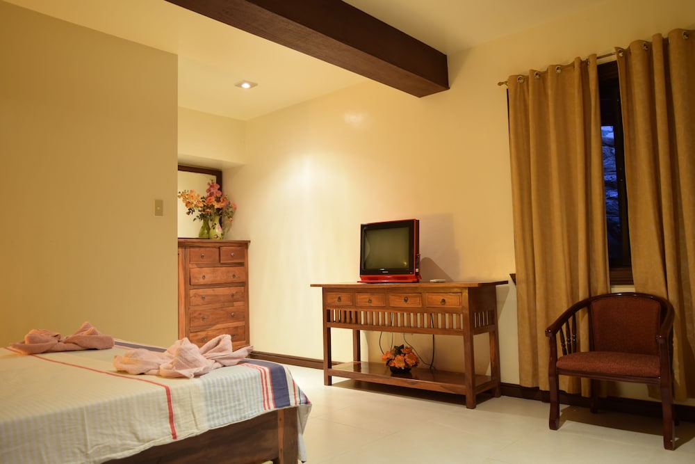 Tribal Hills Mountain Resort 22/61