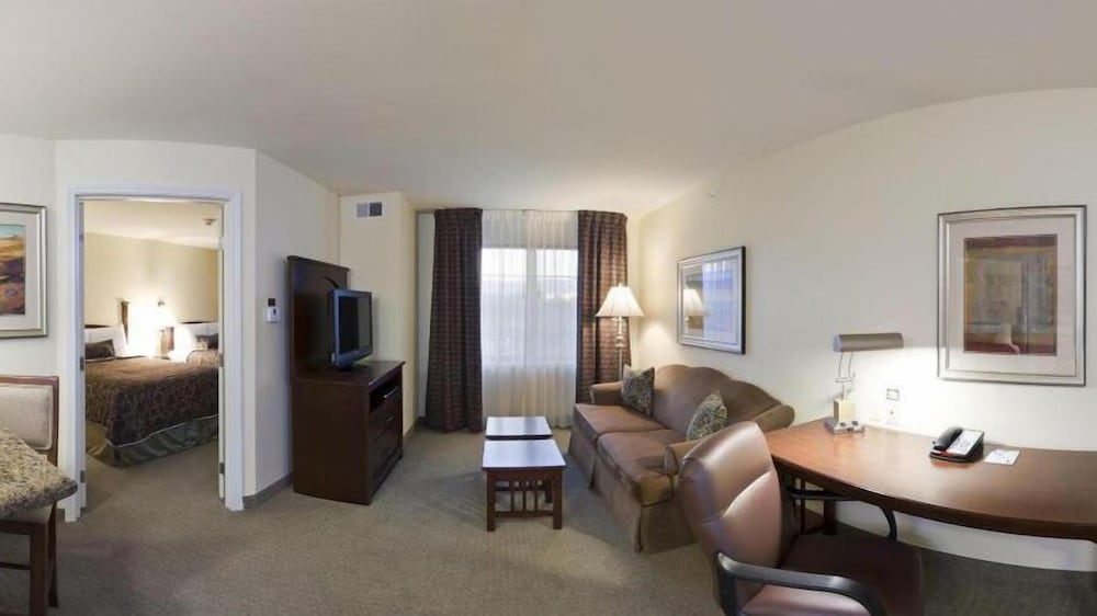 Staybridge Suites Indianapolis Carmel 33/44