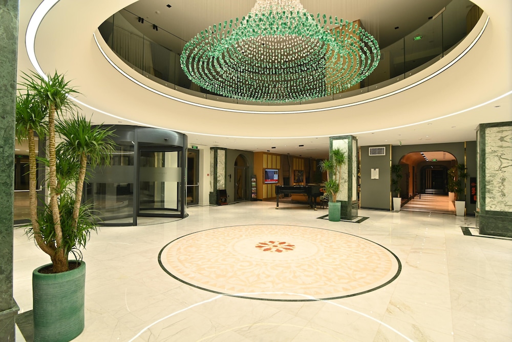 Mercure Tashkent North 15/90