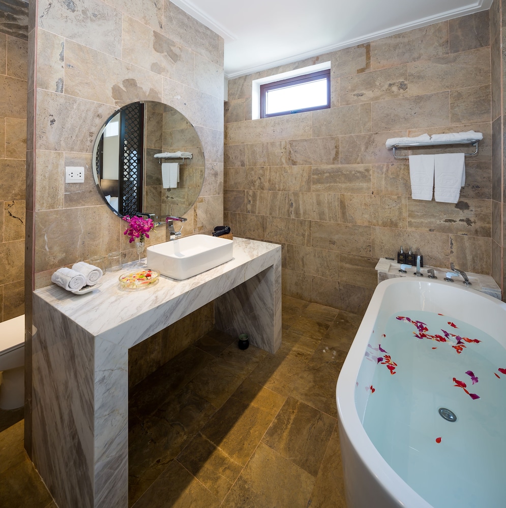 Emotion Villa Hoi An 70/70