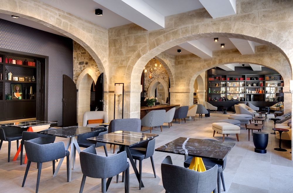 Boutique Hotel des Remparts 31/50