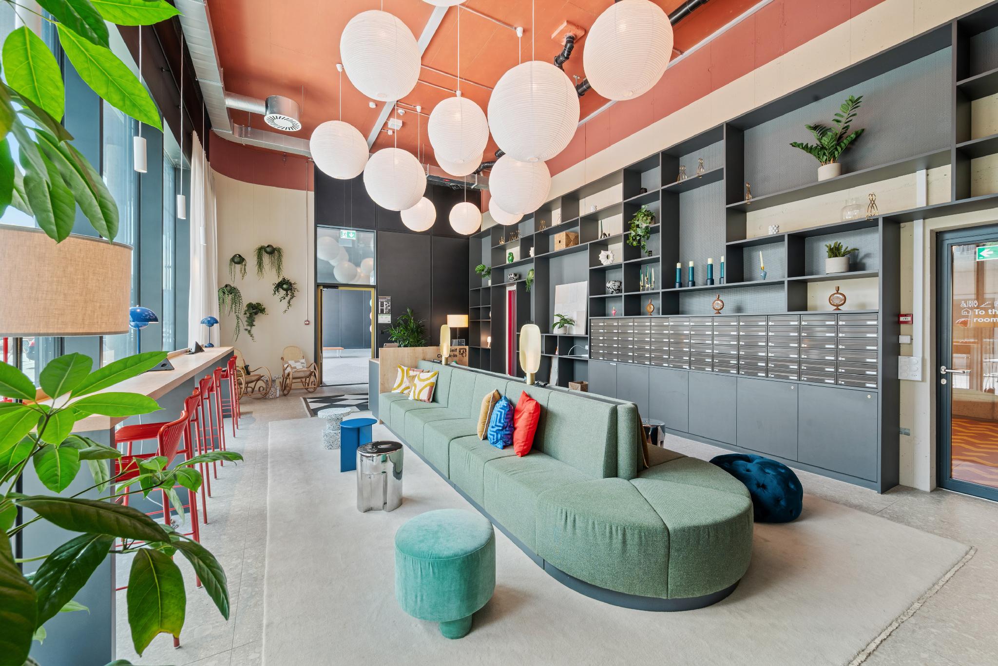 Ariv Design Hotel & Apartments Zug 10/25