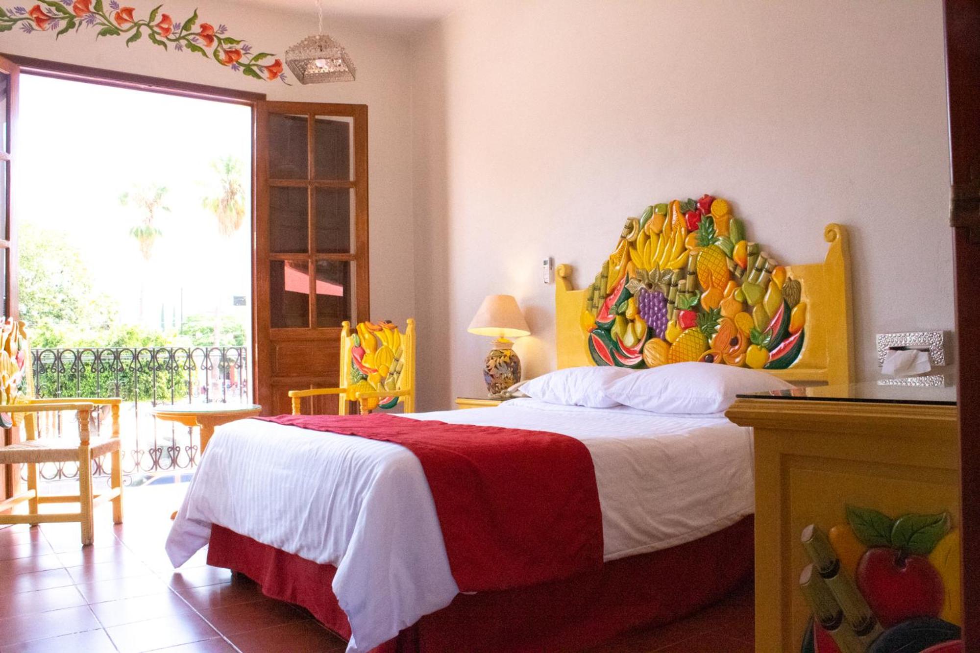 Room, Queen Bed