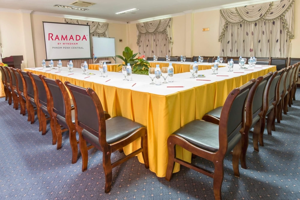 Ramada by Wyndham Phnom Penh Central 32/38