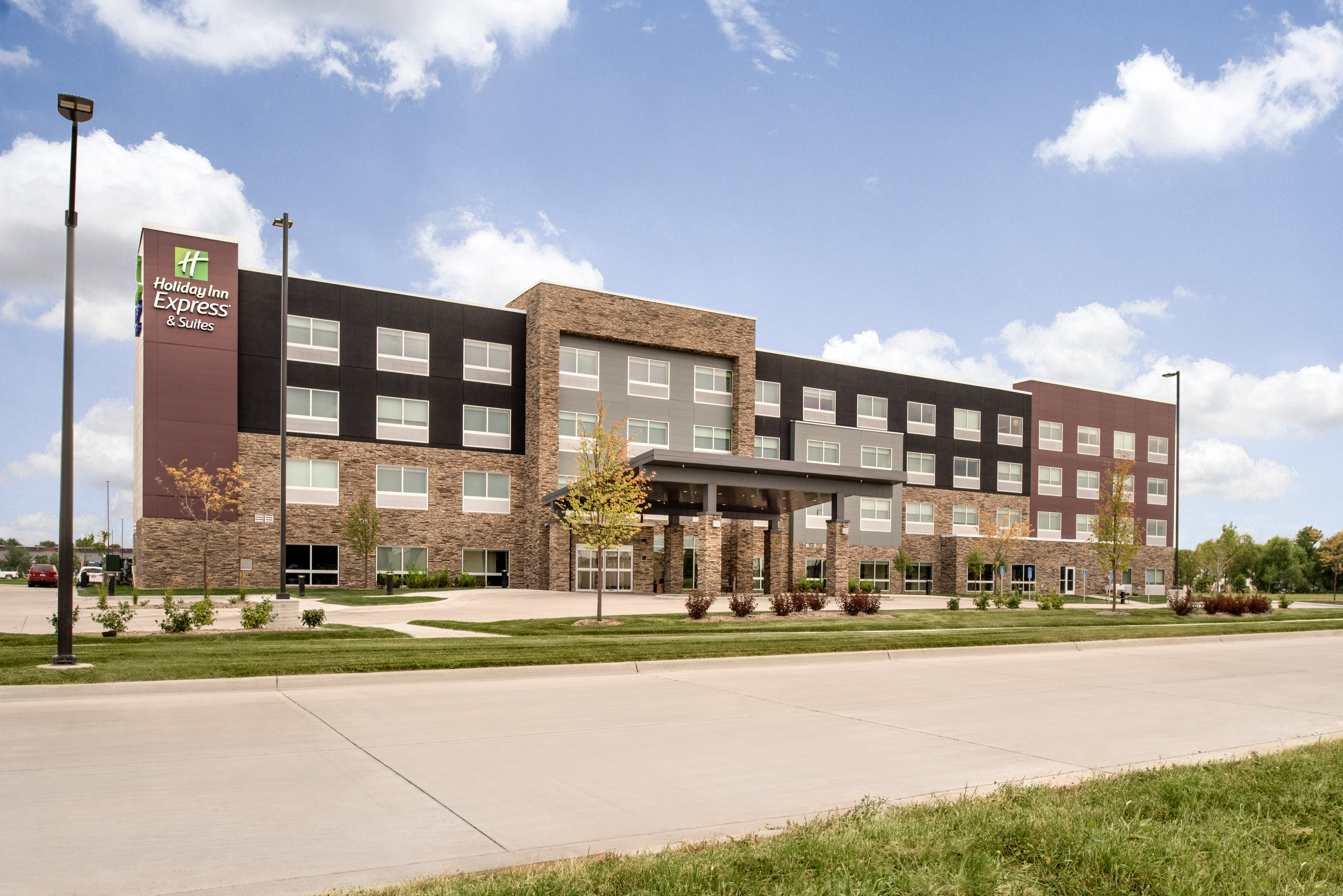Holiday Inn Express Suites West Des Moines Jordan Creek 43/43