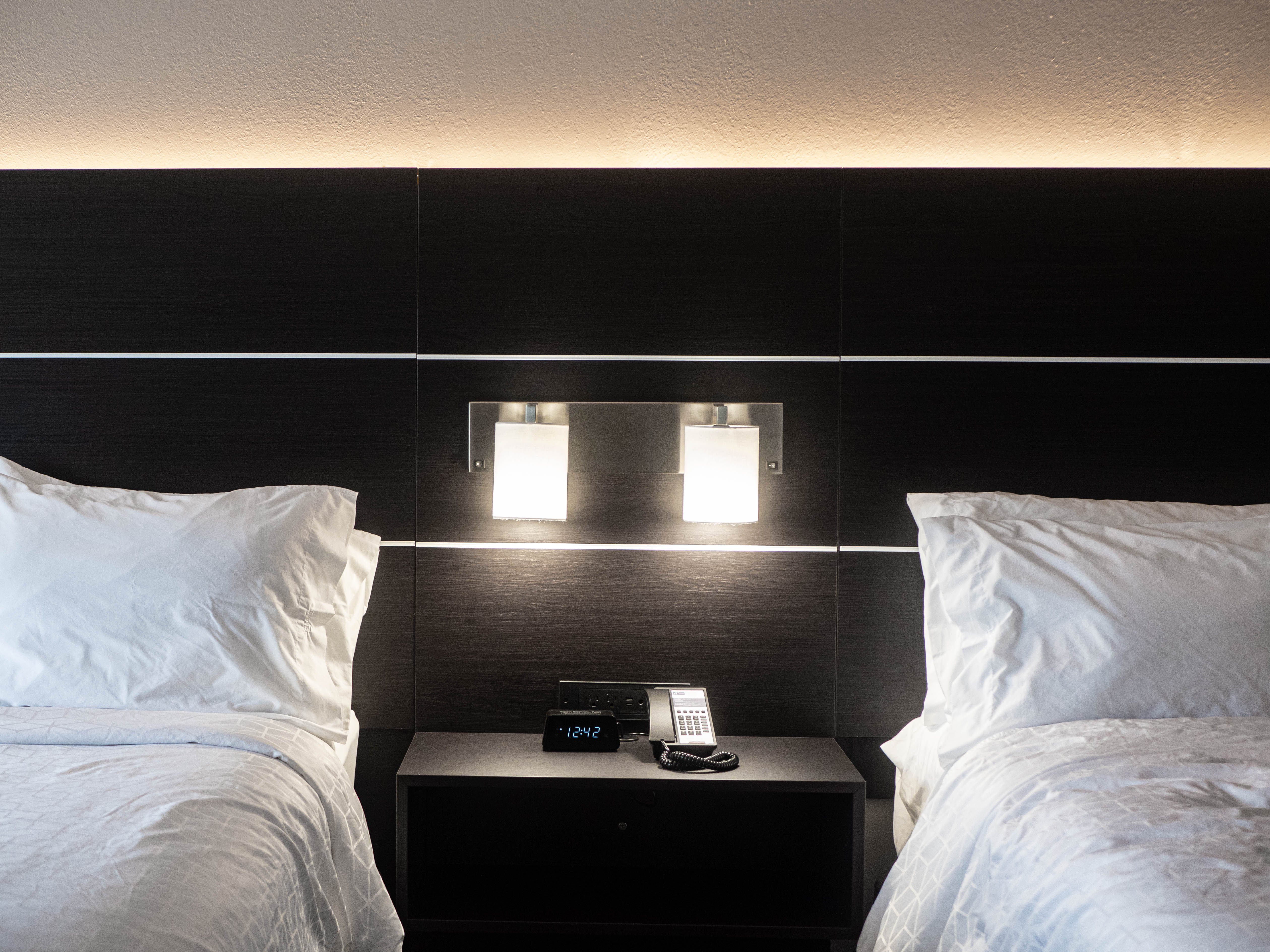 Holiday Inn Express Hotel Suites Charlotte Concord I 85 32/58