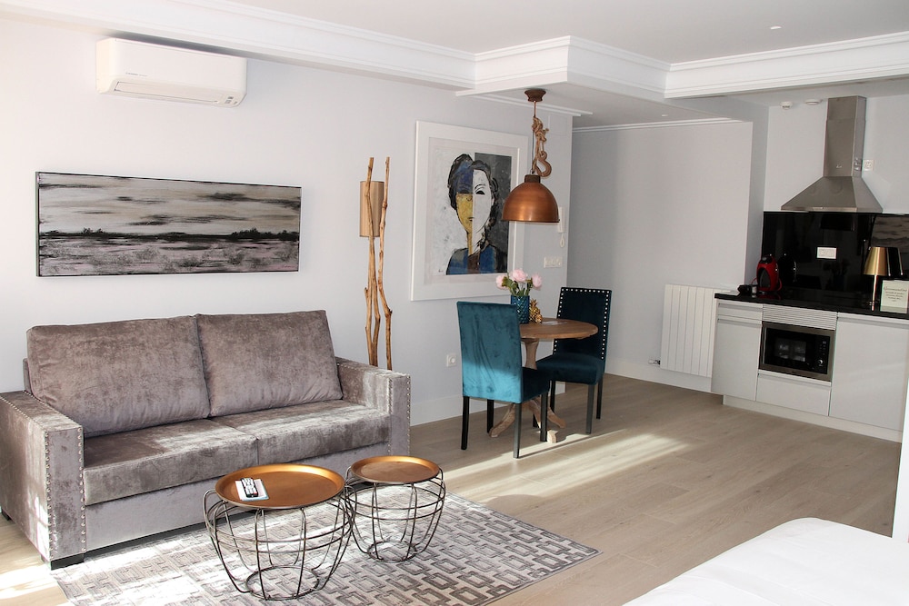 Principia Suites 27/43