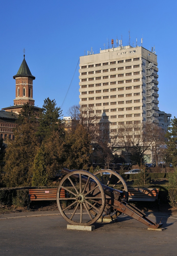 Hotel Moldova 1/80