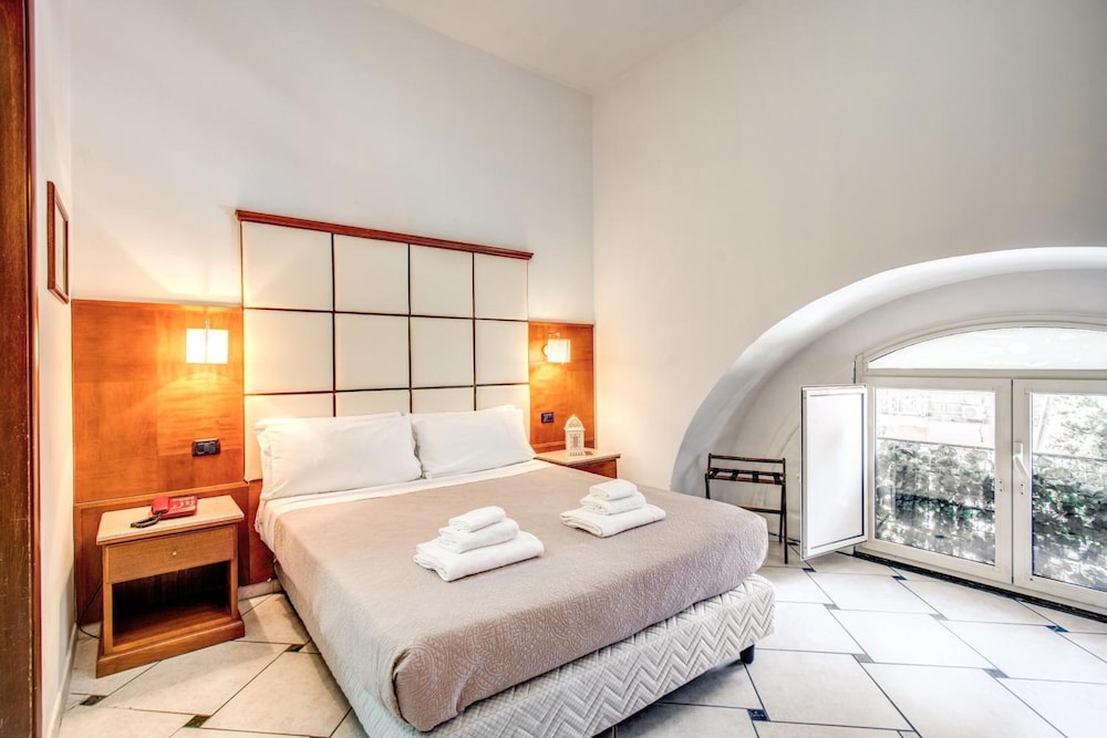 Garibaldi Suite 28/71