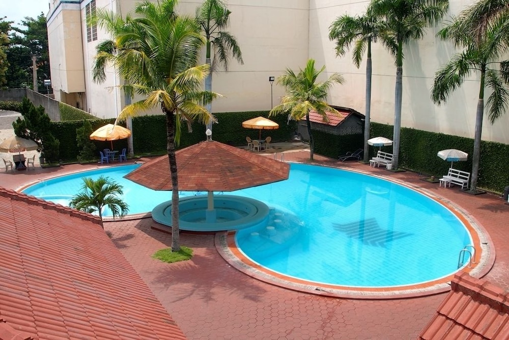 Hotel Merdeka 6/32