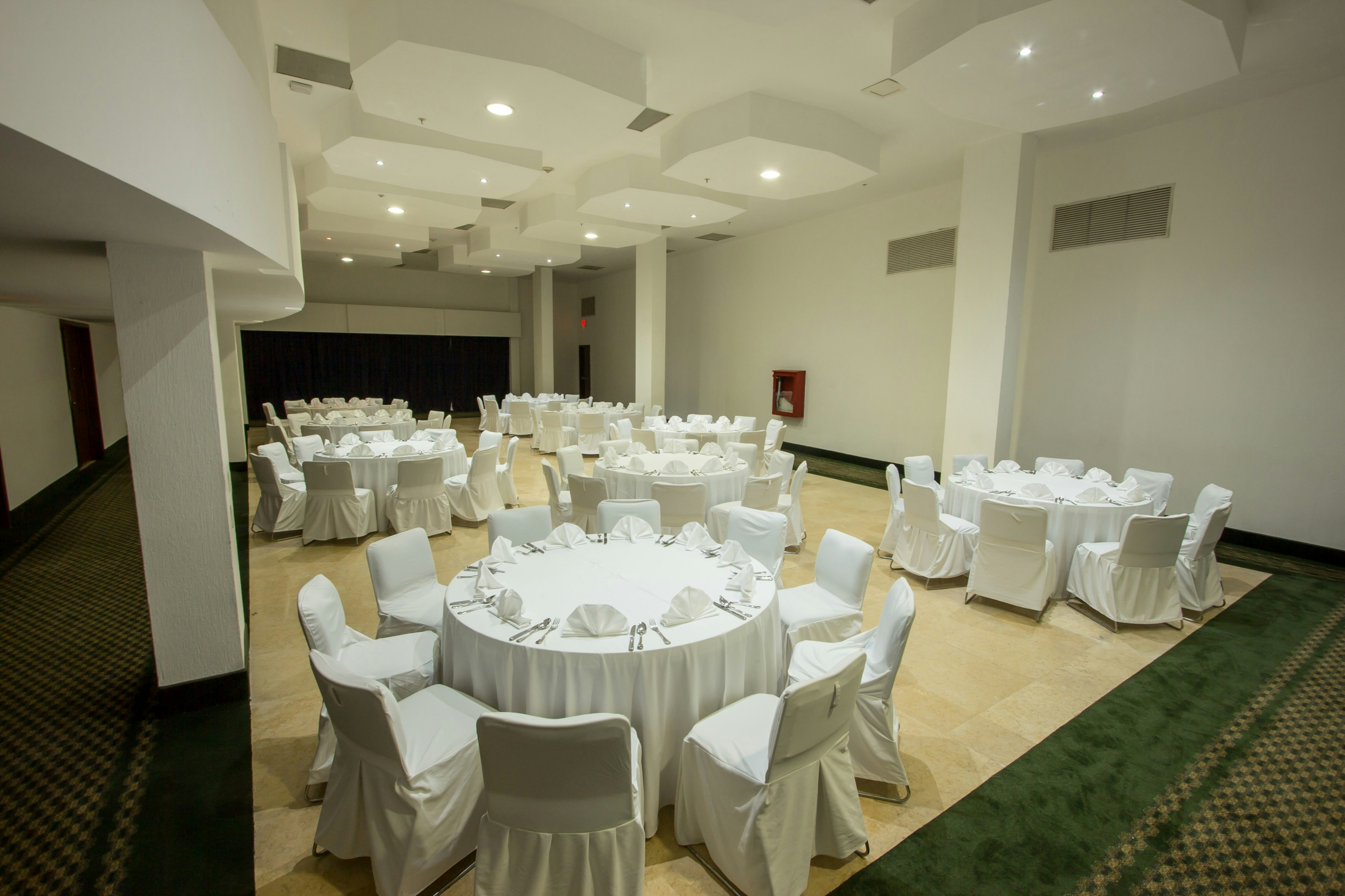 Holiday Inn Express Nuevo Laredo 36/51