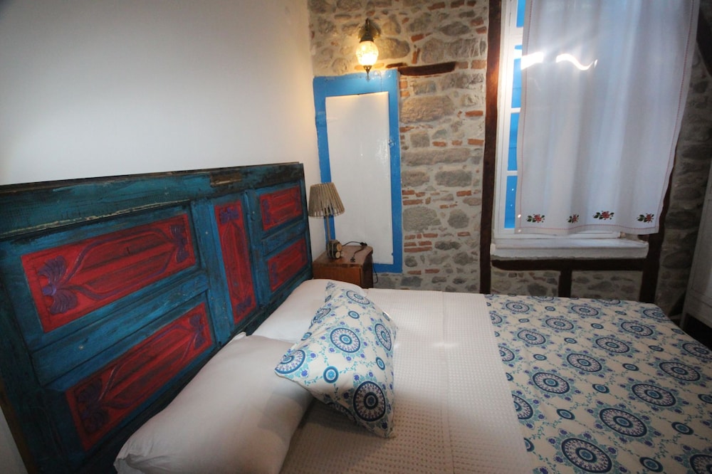 Bergama Tas Konak 14/50