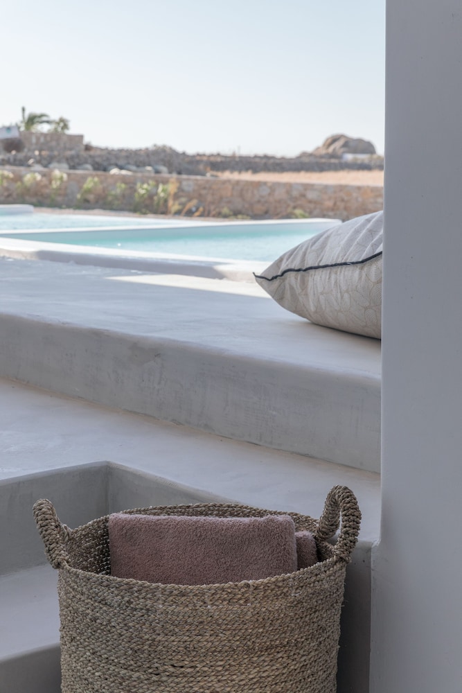 Aegean Hospitality Mykonos 45/50