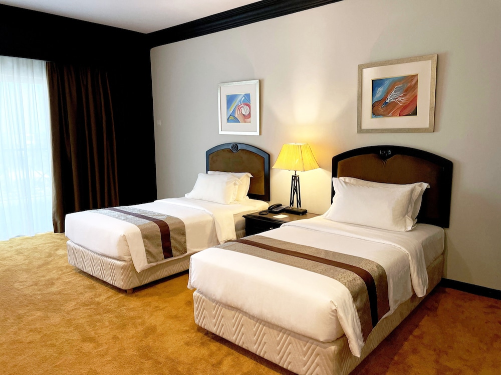 Grand Darul Makmur Hotel Kuantan 37/64