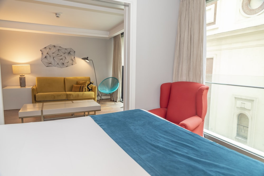 SmartRental Collection Gran Via Centric II 17/57