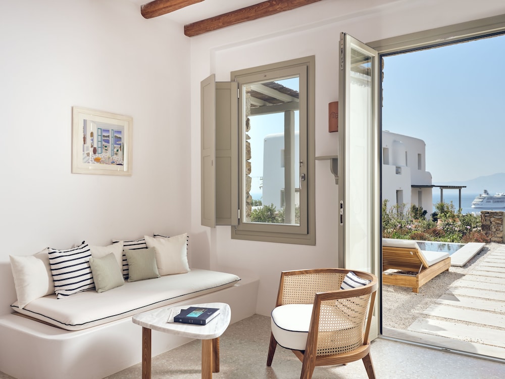 Belvedere Hilltop Rooms & Suites - The Leading Hotels of the World 34/59