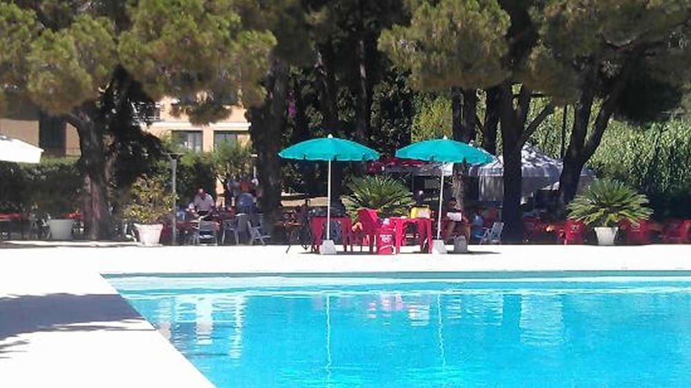 Uappala Hotel Lacona 54/59
