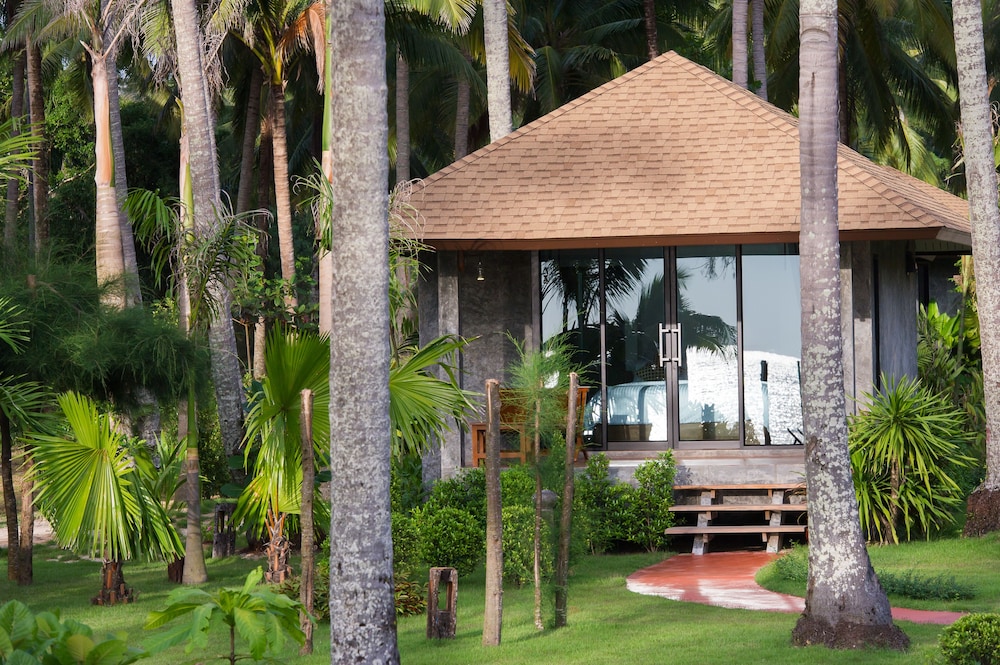 Medee Resort 63/70