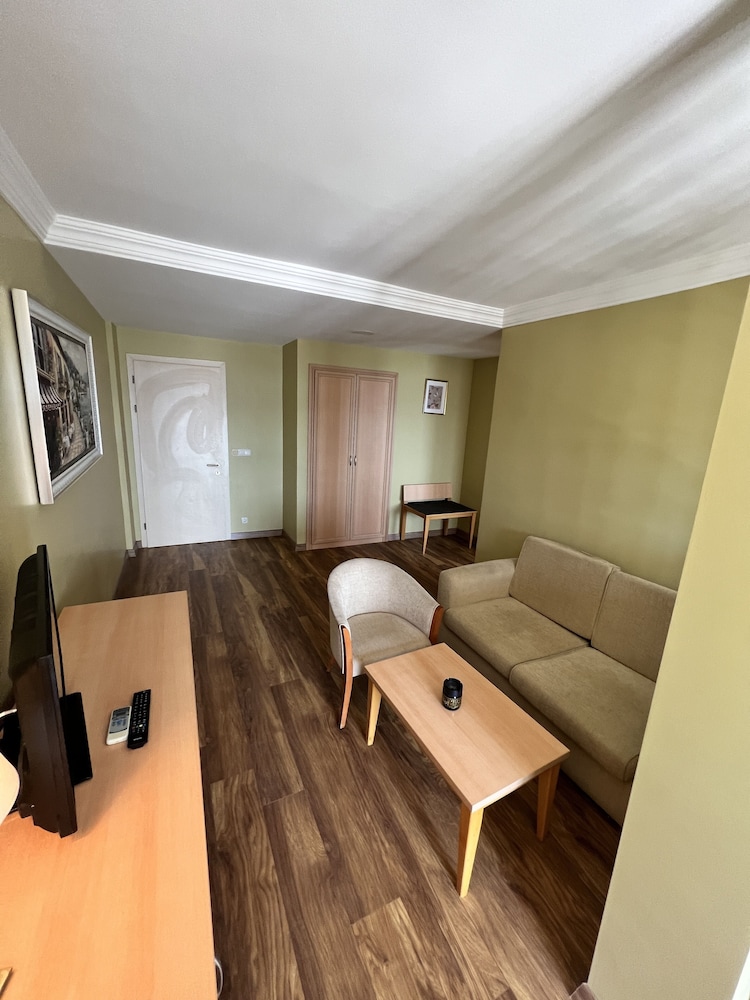 EXEN HOTEL 21/50