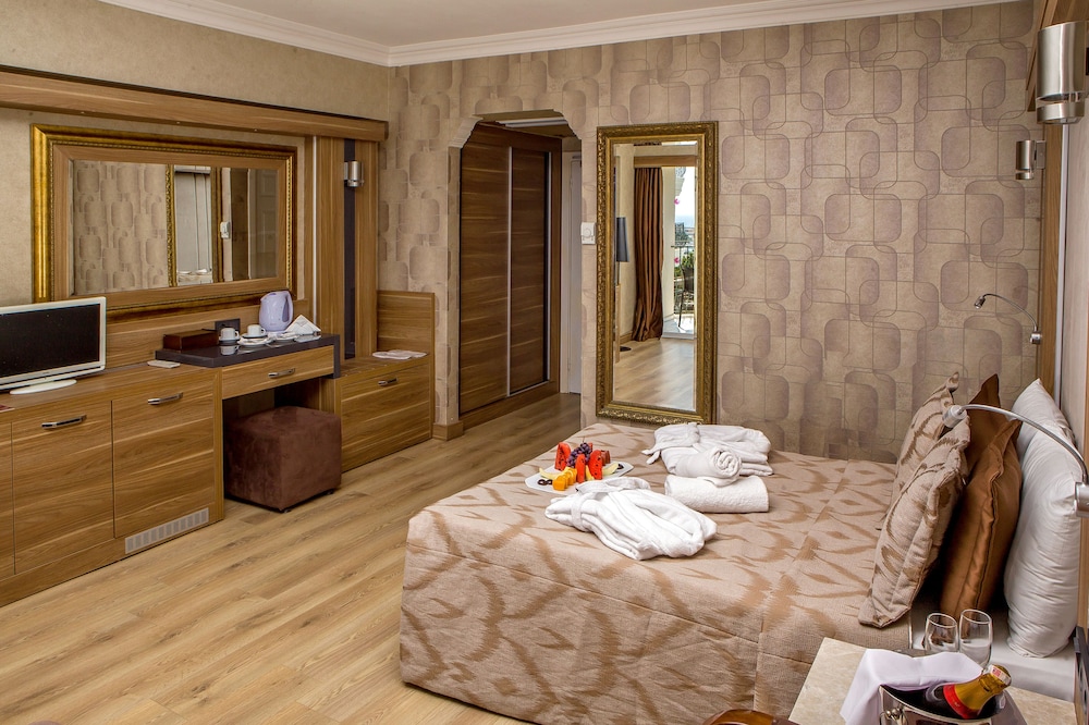 Laur Hotels Experience and Elegance 23/50