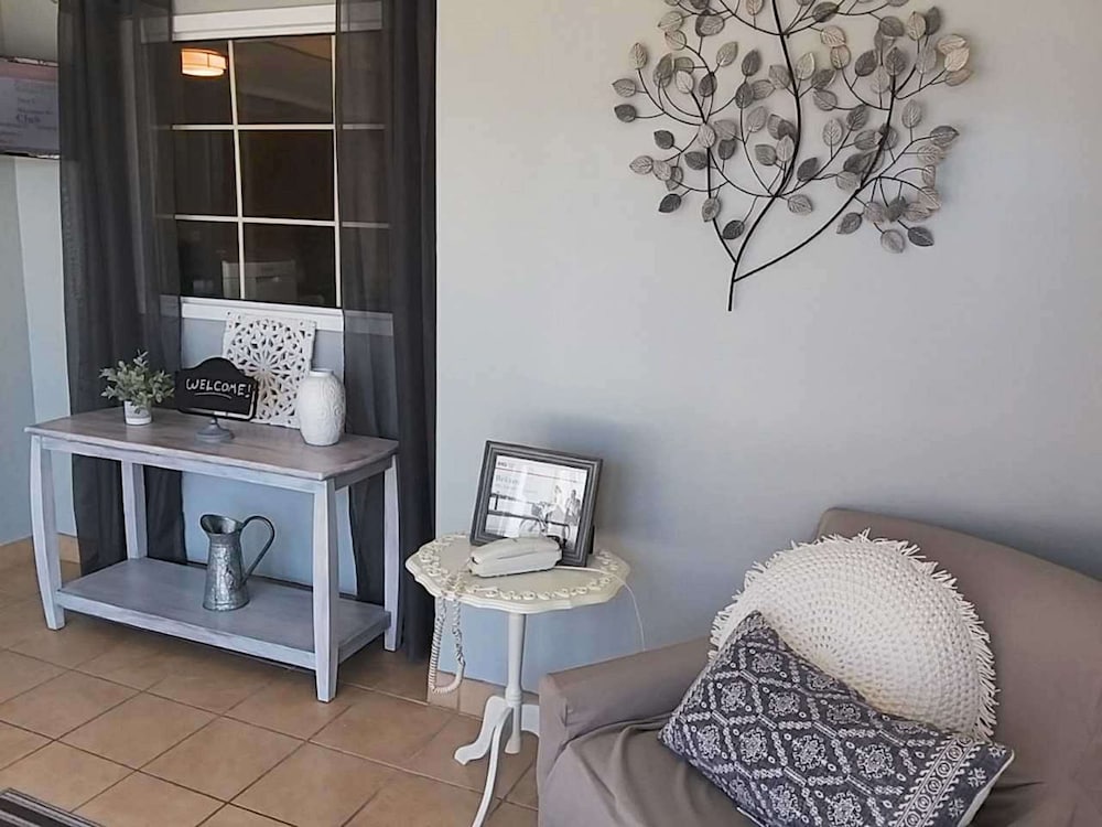 Sonesta Simply Suites Des Moines 33/42