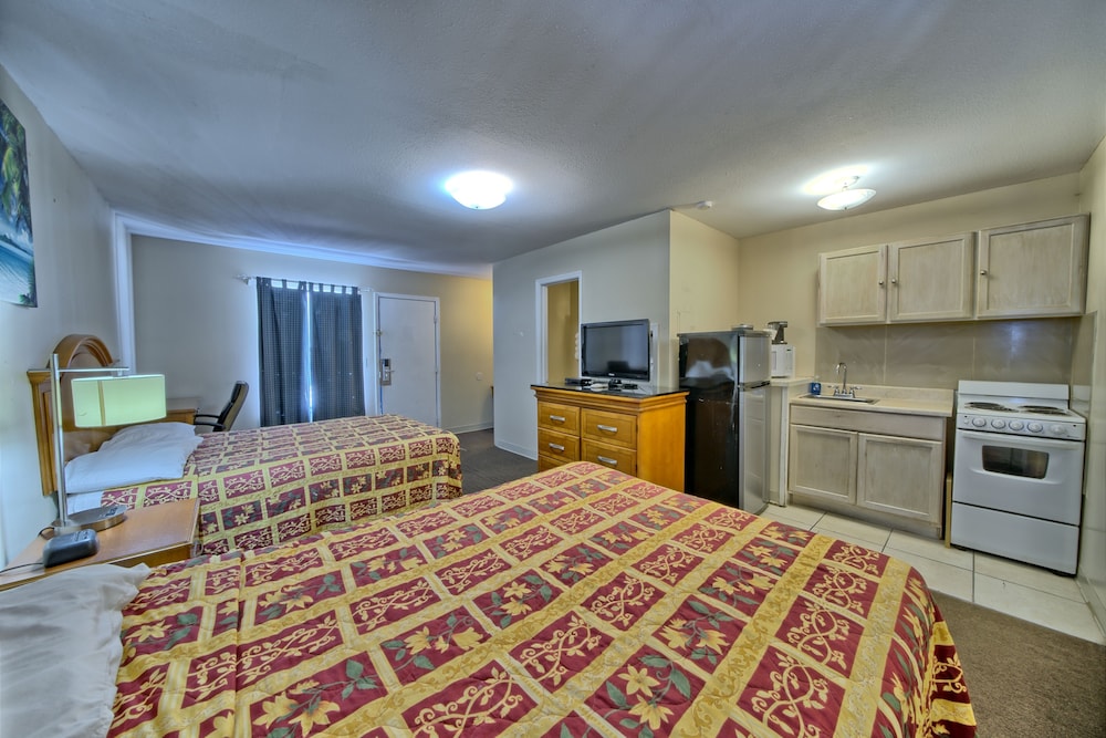Aqua View Motel 22/55