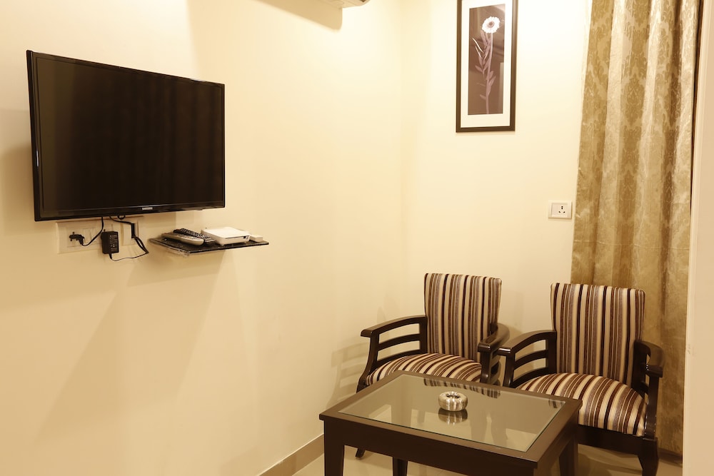 Hotel Chanakya Inn 32/38