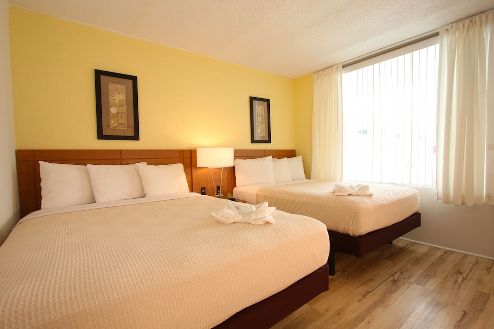 Crusader Oceanfront Resort and Restaurant 8/41