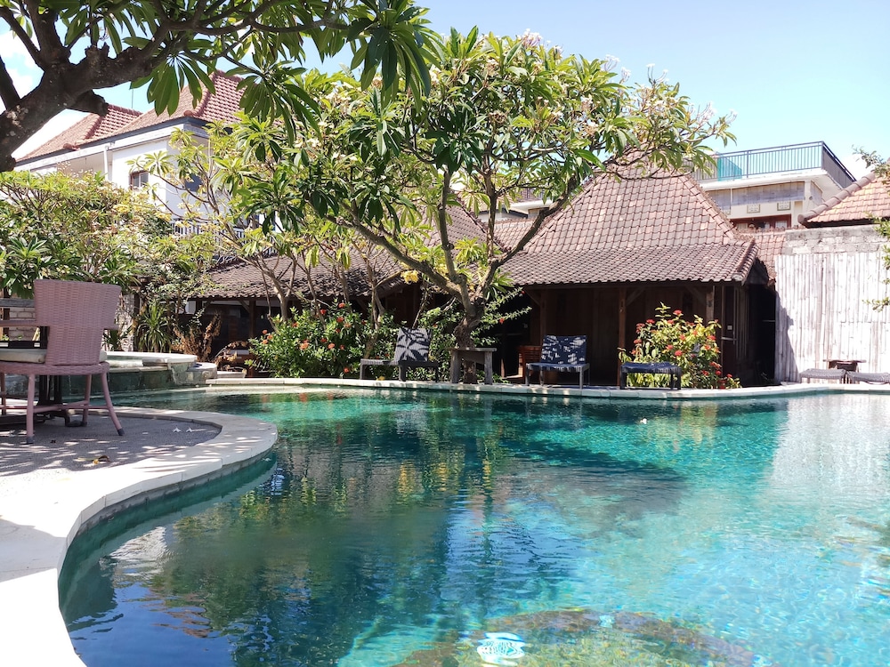 Classic Beach Villas 38/50