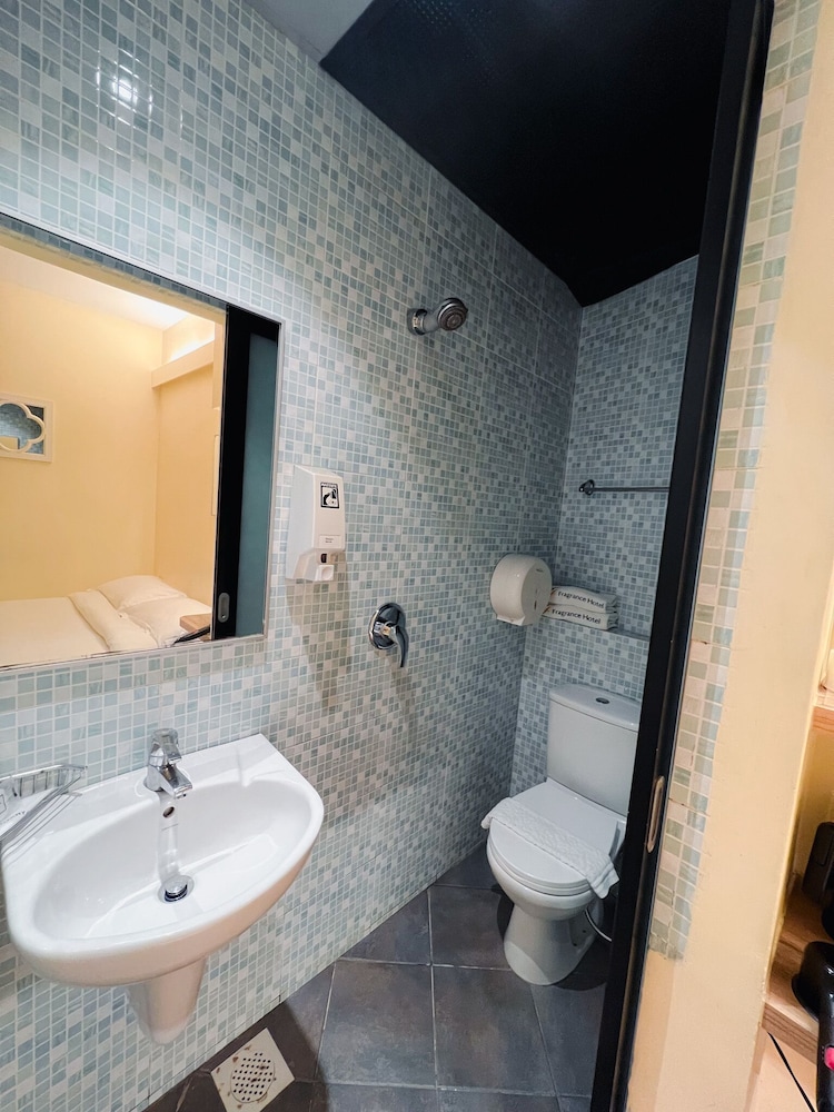 Fragrance Hotel - Classic 51/56