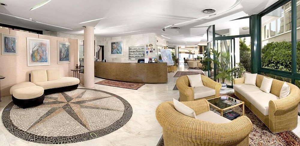 Park Hotel 34/64