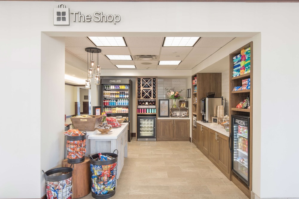 Hilton Garden Inn Granbury 52/64