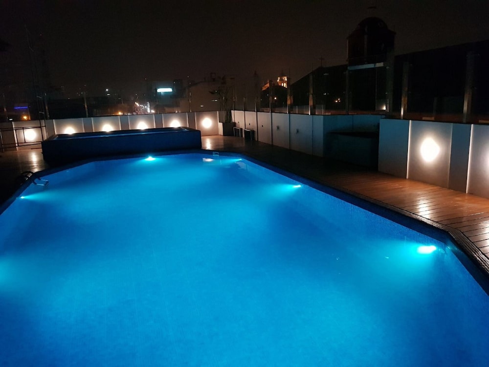 Arenal Hotel 23/50