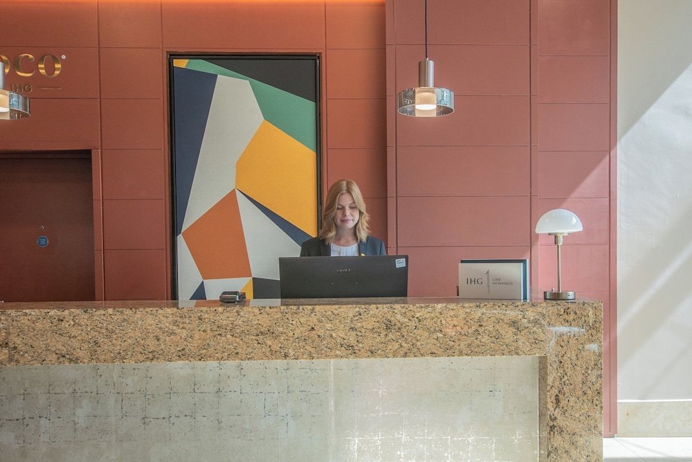 Mercure Sheffield St Paul's Hotel & Spa 10/77