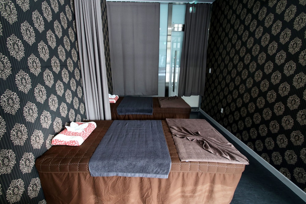 The Venezia Suite Hotel 27/45