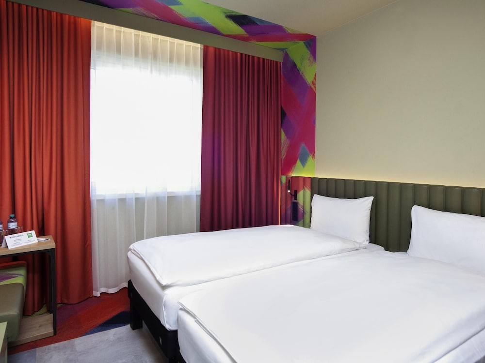 Ibis Styles Parndorf Neusiedler See 12/50