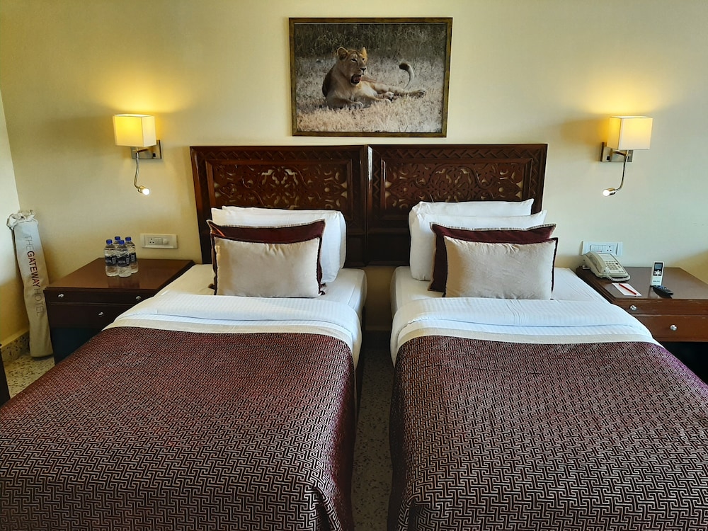 Room at Gir Serai Ihcl Seleqtions, Mendarda