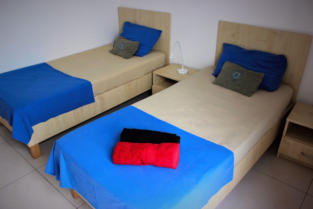 ROOM, TWIN BEDS, SHARED BATHROOM, BALCONY